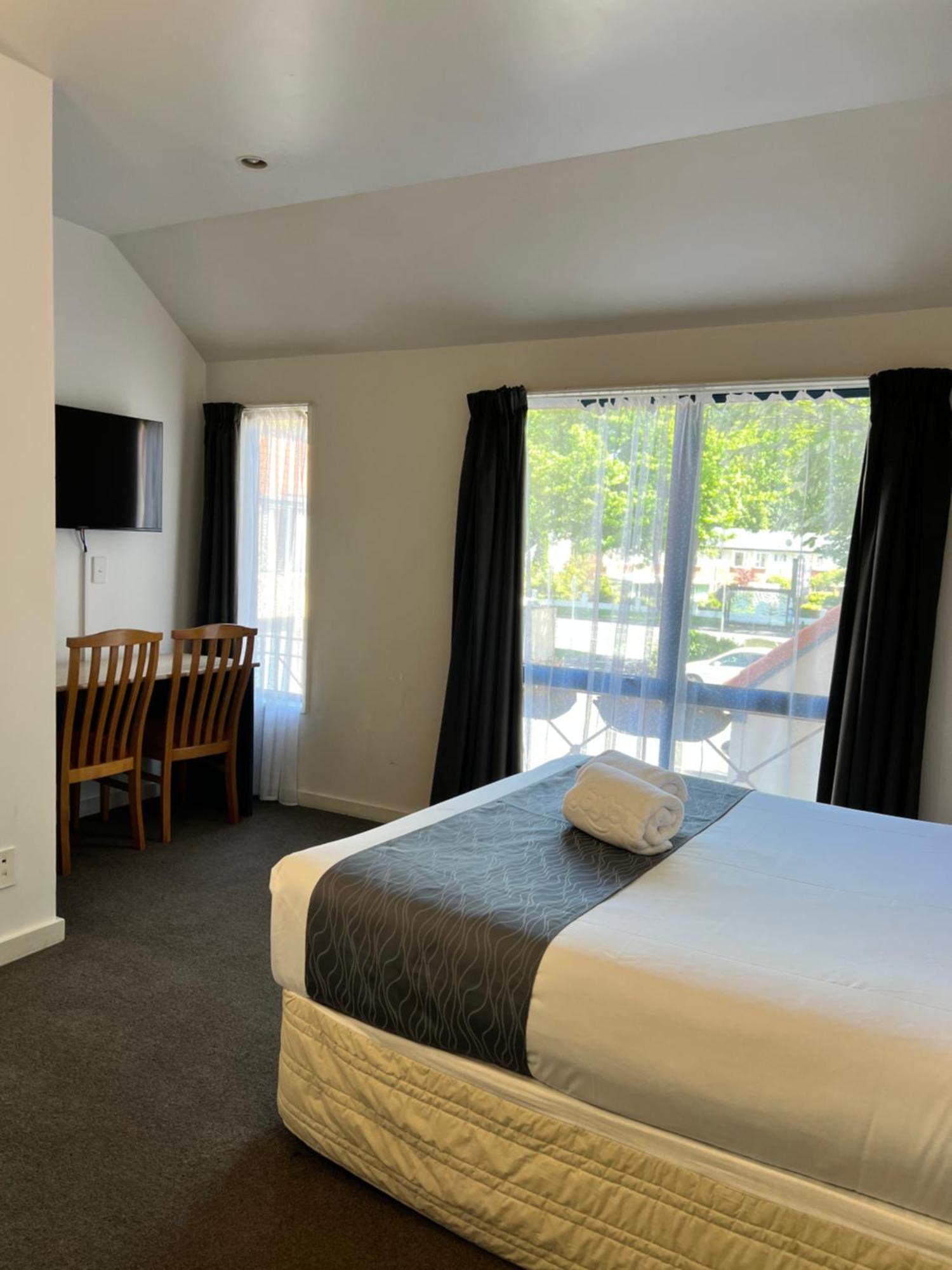 Bush Inn Court Motel Christchurch Extérieur photo