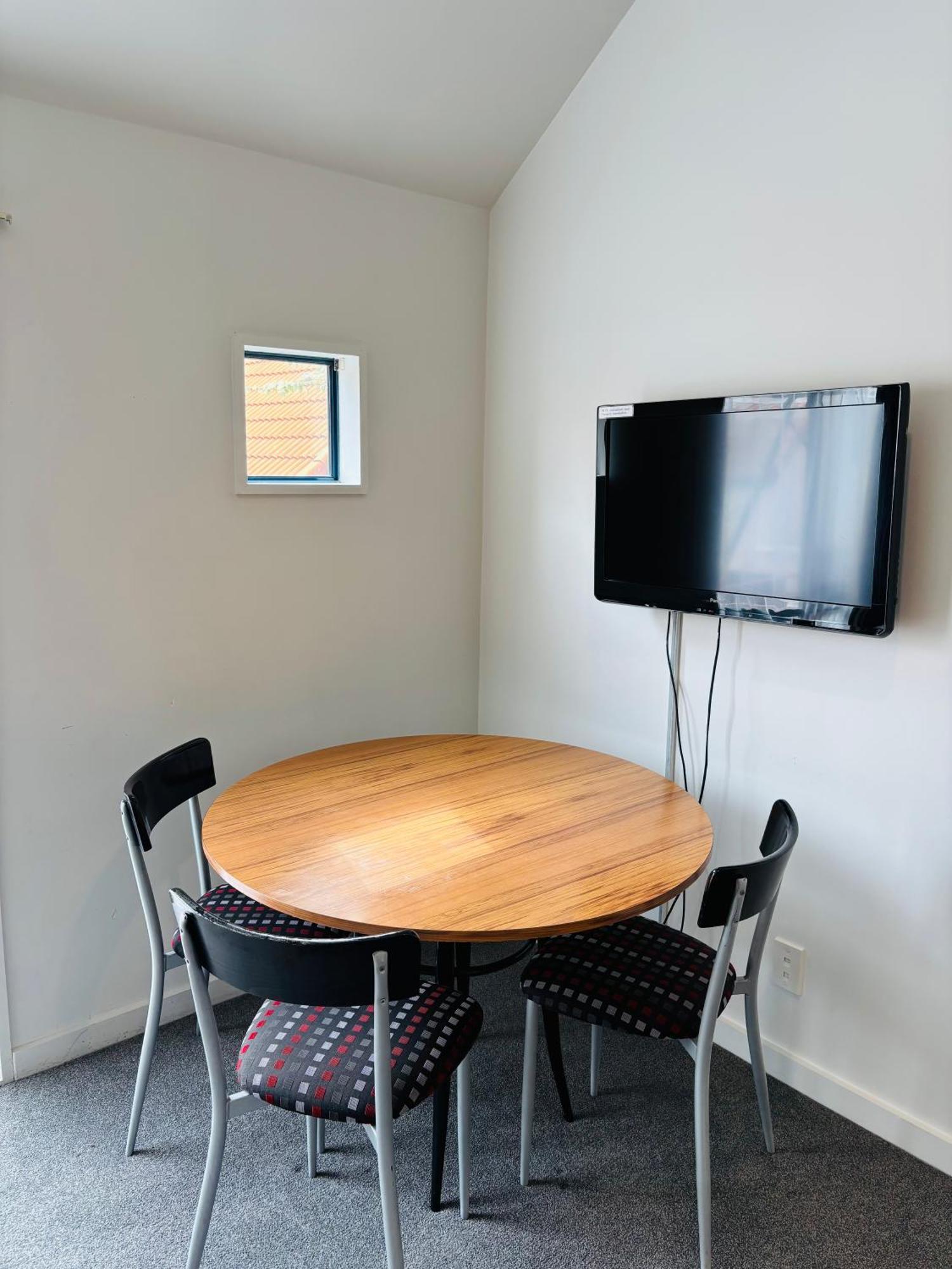 Bush Inn Court Motel Christchurch Extérieur photo