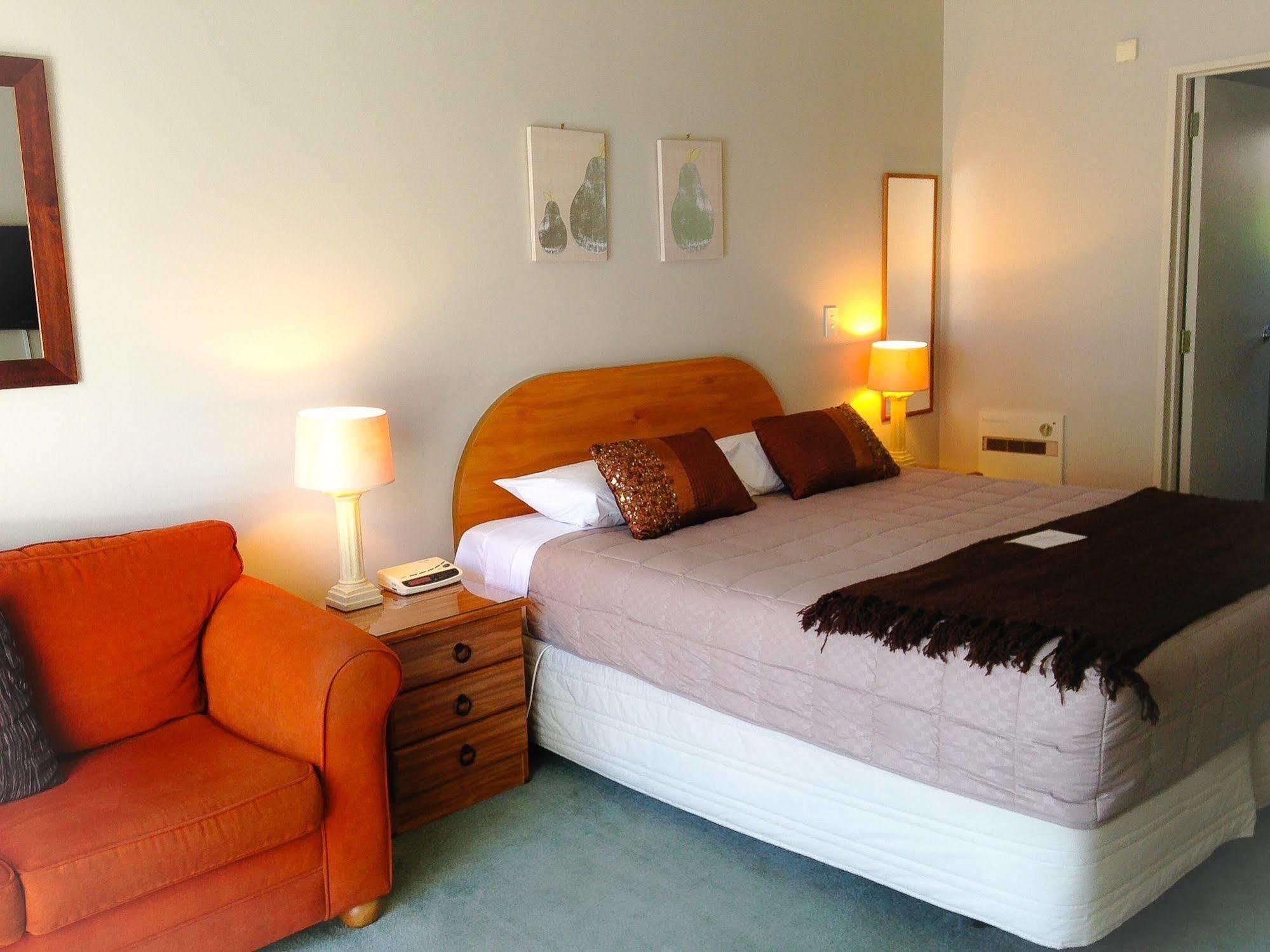 Bush Inn Court Motel Christchurch Extérieur photo